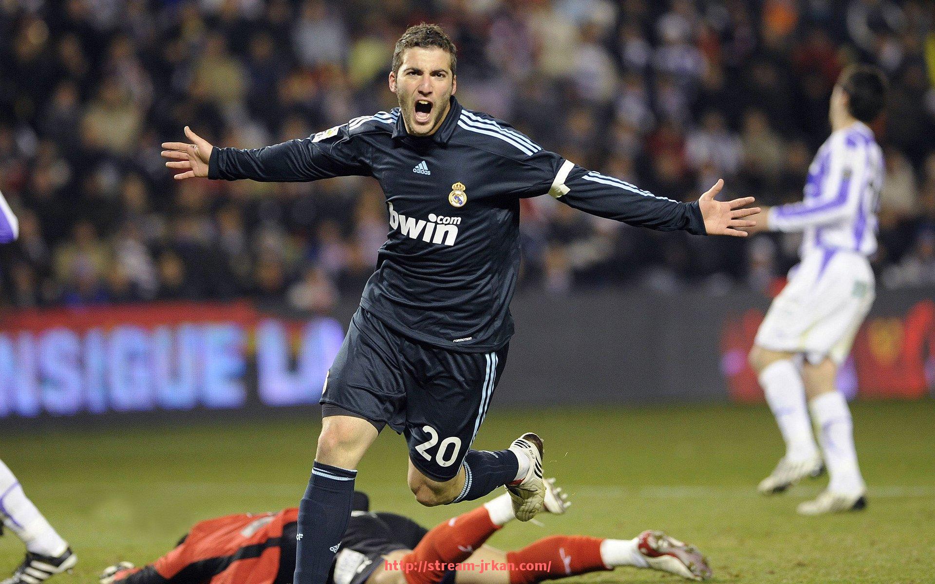 jrkan直播-格里芬在火箭队的照片集锦及赛场风采